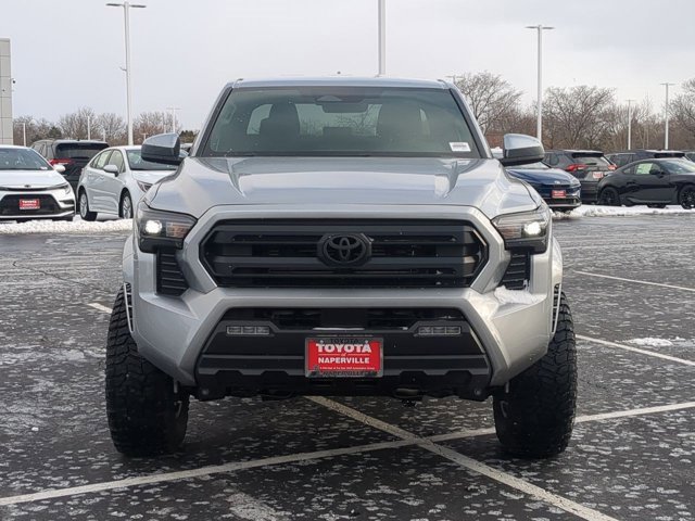 Used 2025 Toyota Tacoma SR5 image 4