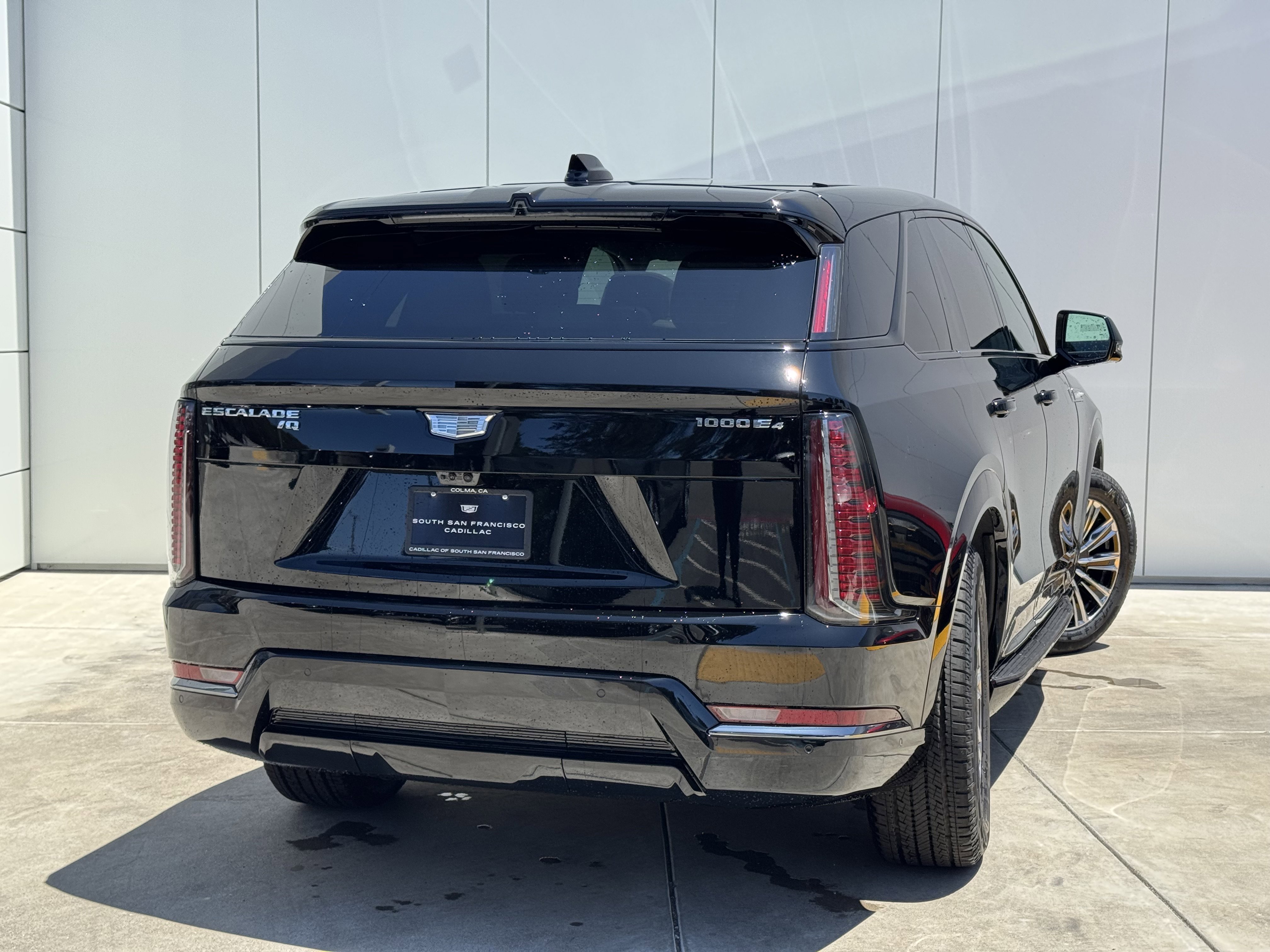 New 2026 Cadillac Escalade IQ Sport 1 w/ LPO, Floor Liner Package AWD/4WD image 6