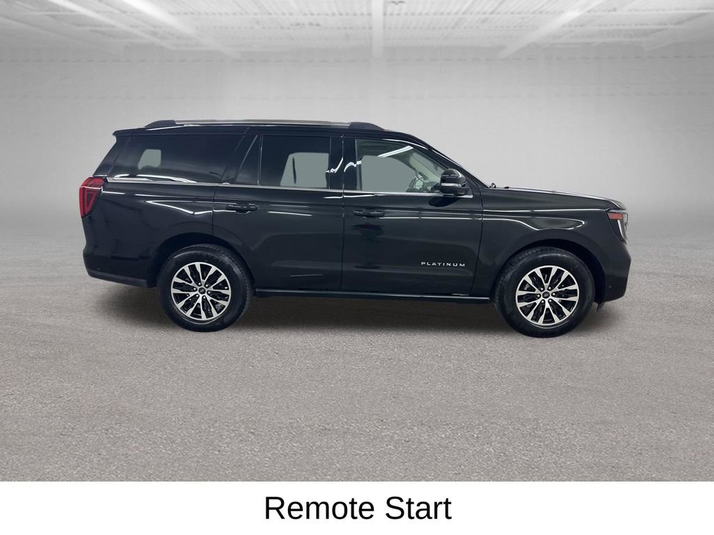 Used 2025 Ford Expedition Platinum image 14