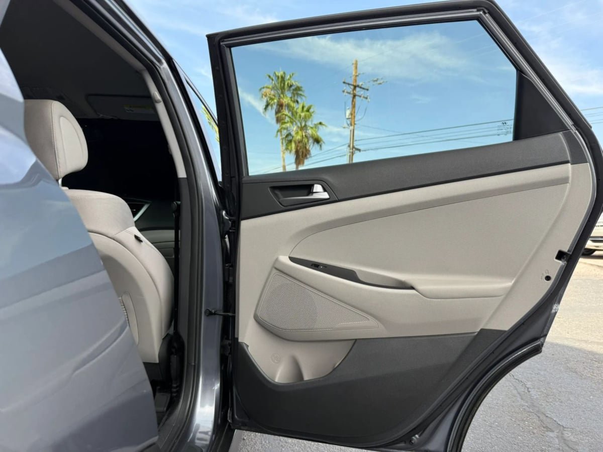 Used 2016 Hyundai Tucson Sport FWD image 34