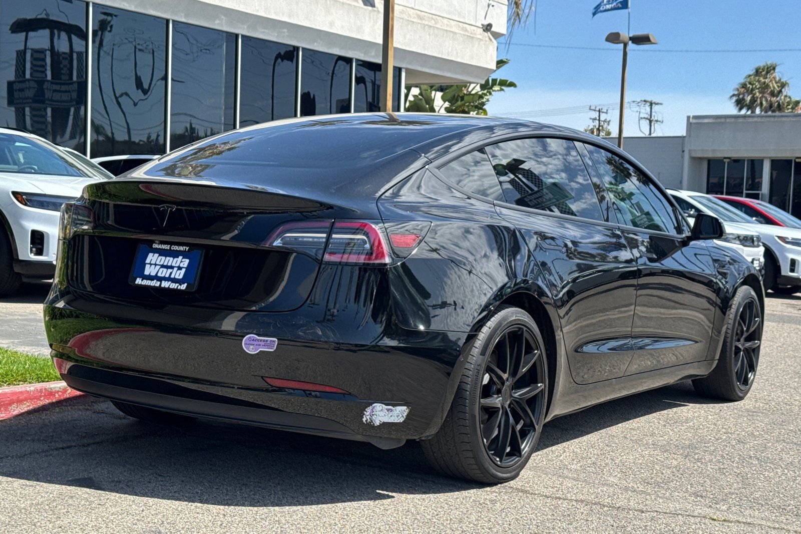 Used 2019 Tesla Model 3 Standard Range Plus RWD image 5
