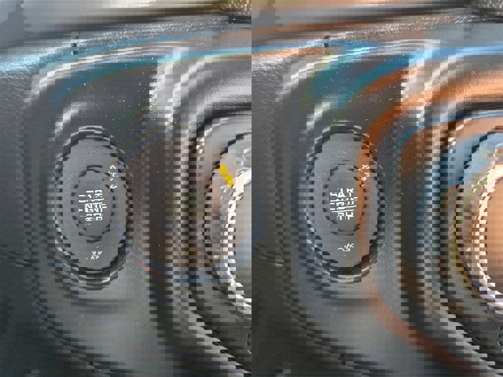 Used 2022 Jeep Wrangler Unlimited Rubicon 4xe w/ Cold Weather Group image 19