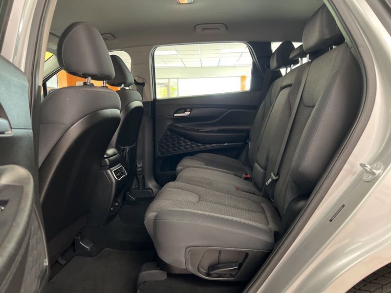Used 2023 Hyundai Santa Fe SE w/ Cargo Package AWD/4WD image 15