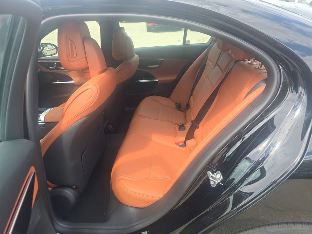 New 2026 Mercedes-Benz C 300 4MATIC Sedan image 24