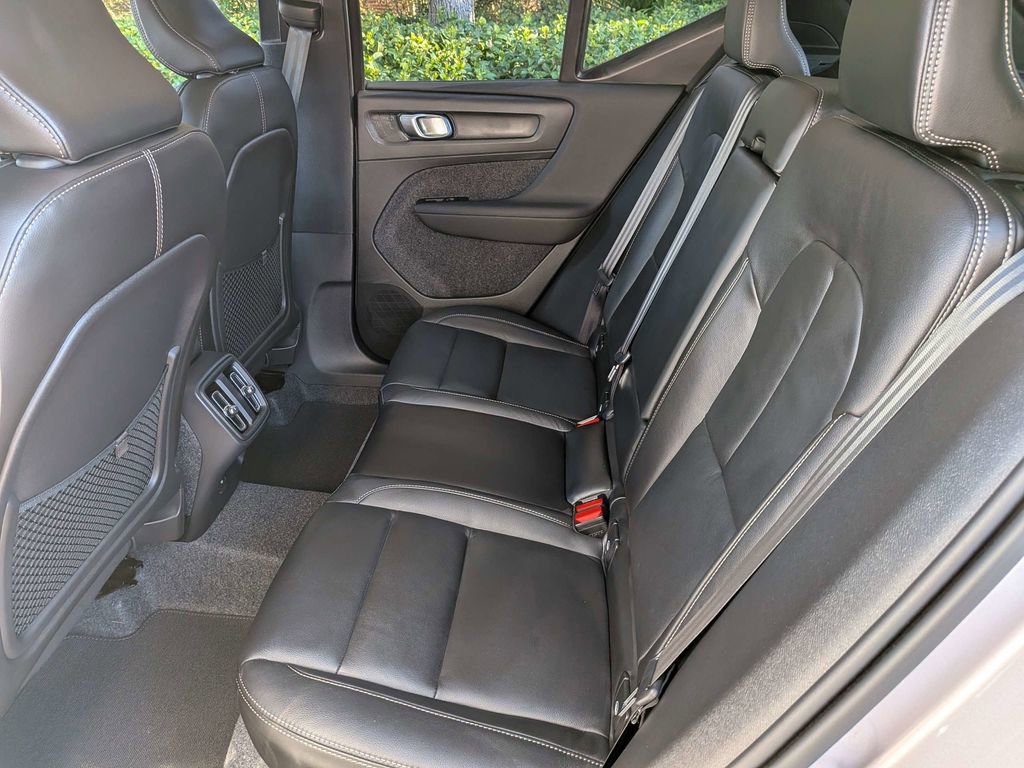 New 2026 Volvo XC40 B4 Core FWD image 14