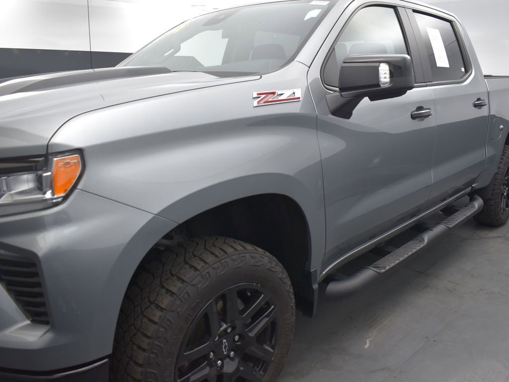 Used 2024 Chevrolet Silverado 1500 LT Trail Boss w/ Convenience Package II AWD/4WD image 34