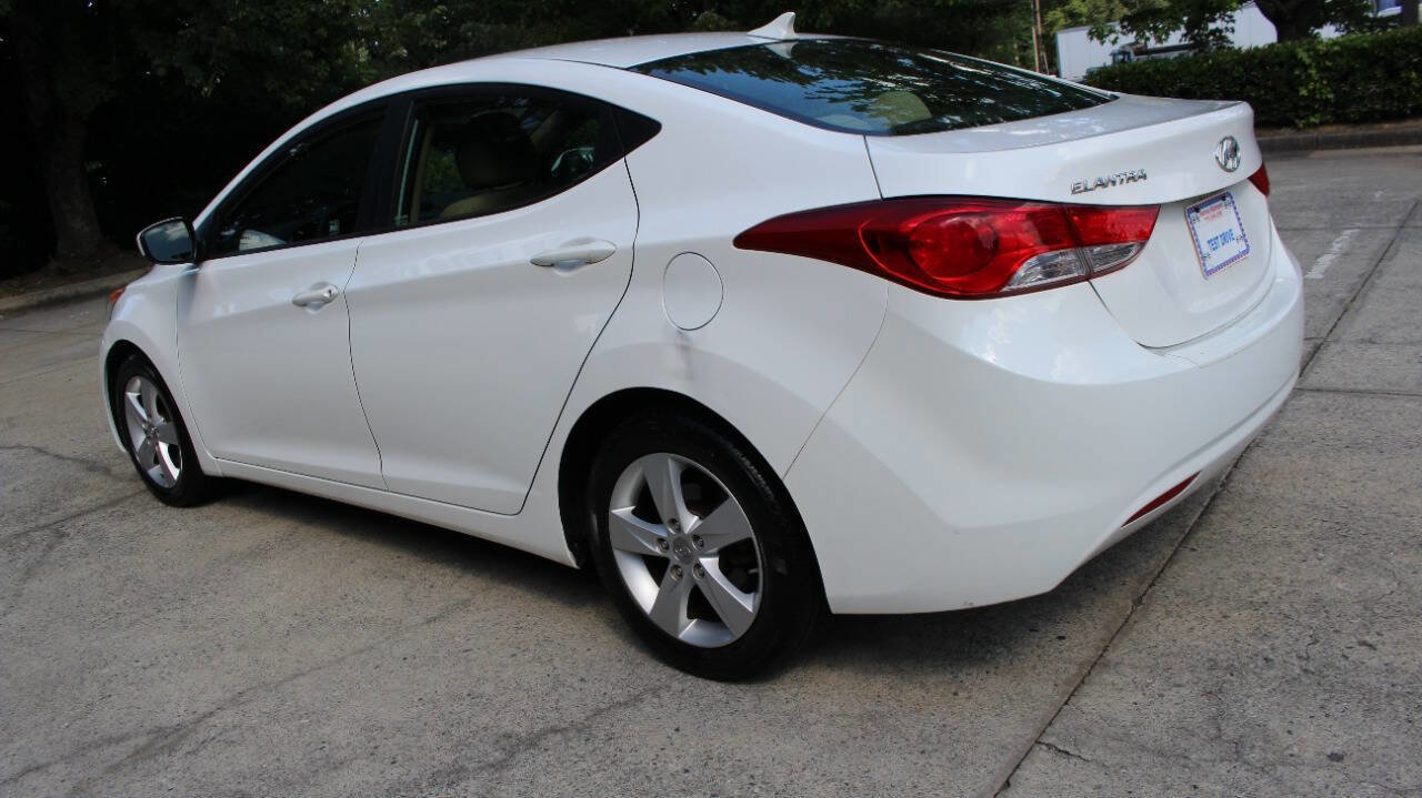 Used 2013 Hyundai Elantra GLS w/ Preferred Pkg image 21