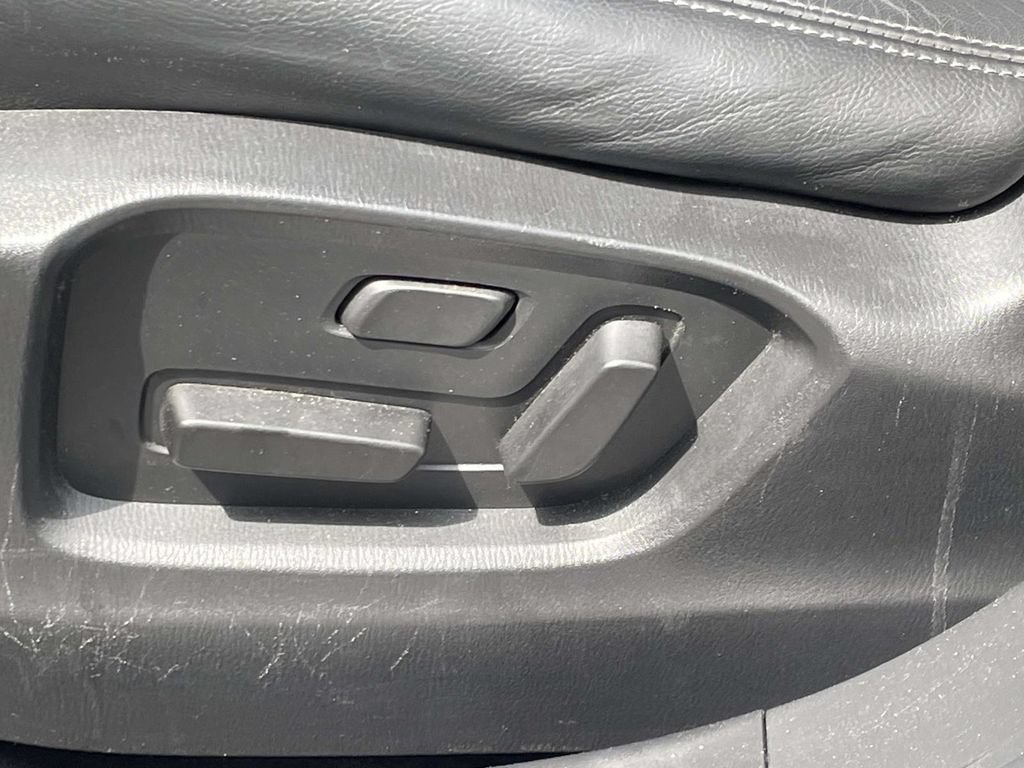Used 2023 MAZDA CX-9 Touring AWD/4WD image 29