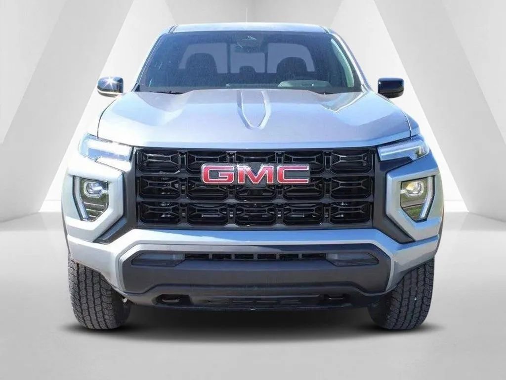 New 2026 GMC Canyon Elevation image 2