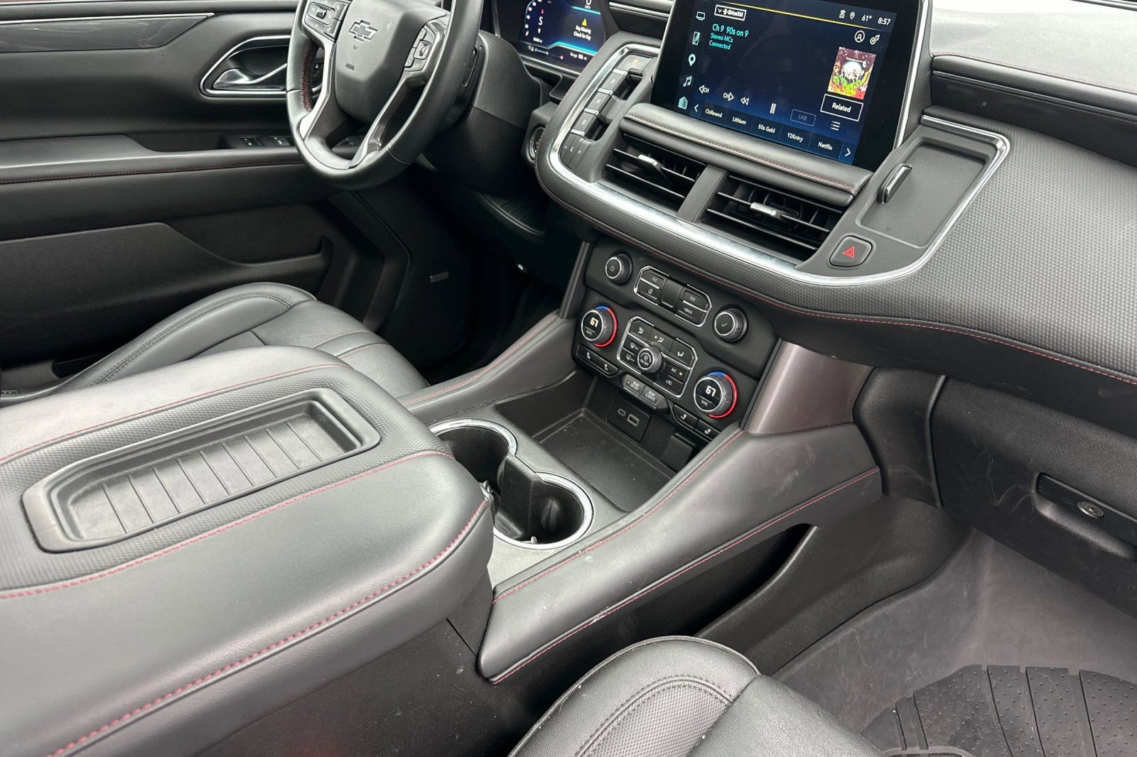 Used 2023 Chevrolet Suburban RST w/ Luxury Package image 20