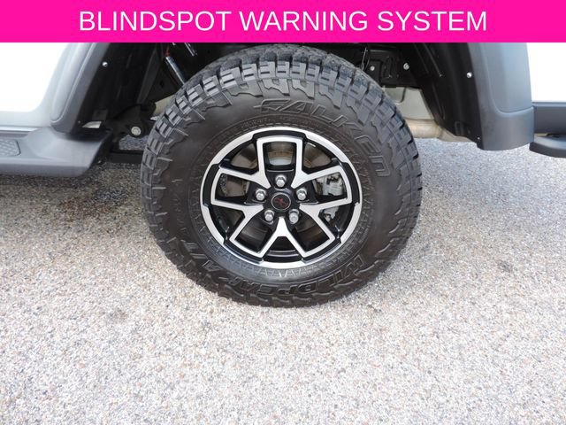 Used 2024 Jeep Gladiator Rubicon w/ Safety Group AWD/4WD image 15