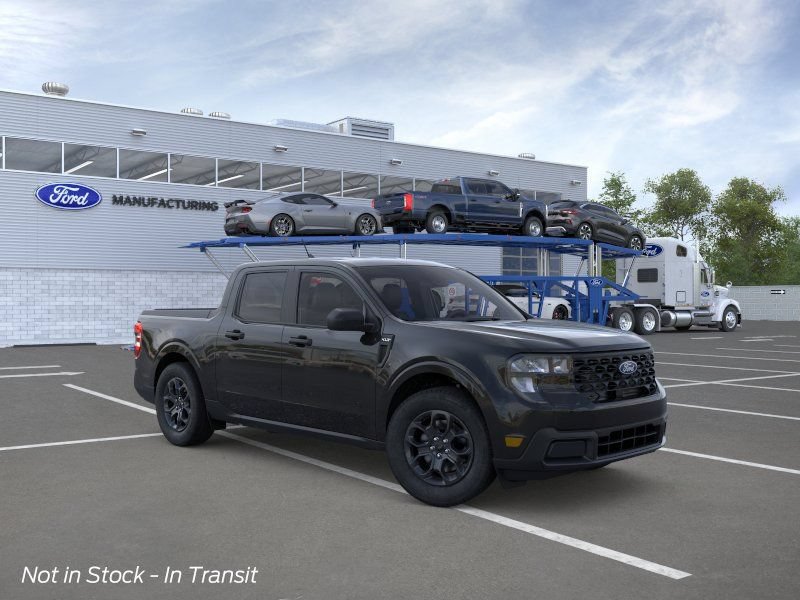 New 2026 Ford Maverick XLT w/ Equipment Group 301A AWD/4WD image 7