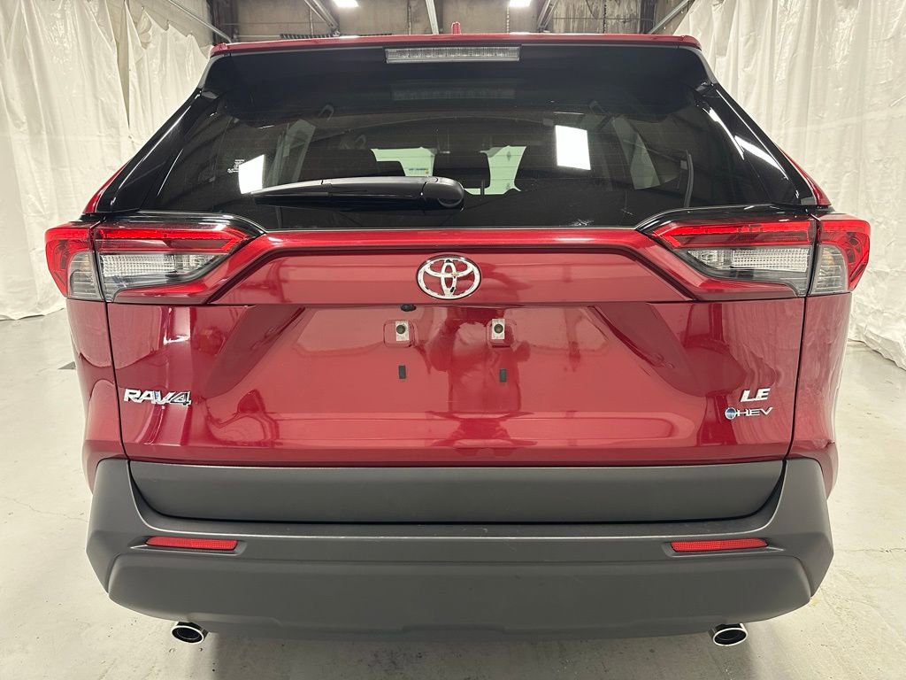 Used 2025 Toyota RAV4 LE AWD/4WD image 6