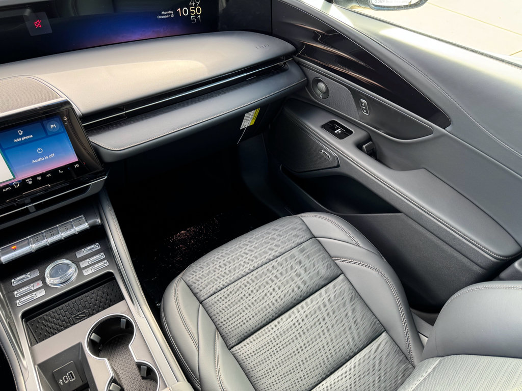 New 2026 Lincoln Nautilus Reserve w/ Jet Appearance Package image 25