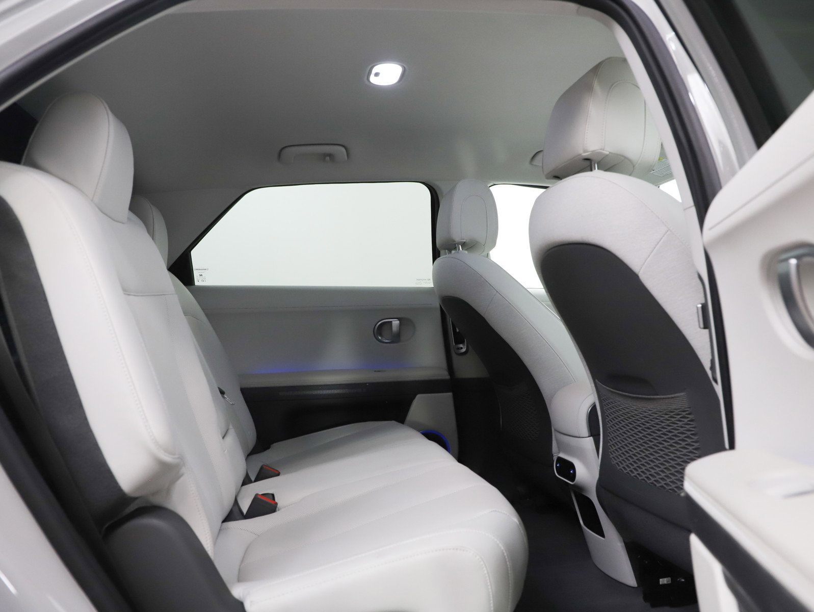 Used 2023 Hyundai Ioniq 5 SEL image 12