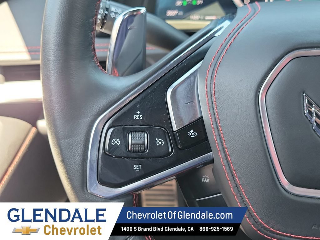 Used 2025 Chevrolet Corvette Z06 RWD image 28