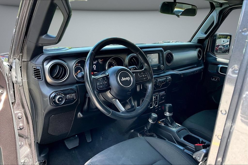 Used 2019 Jeep Wrangler Unlimited Sport S AWD/4WD image 17