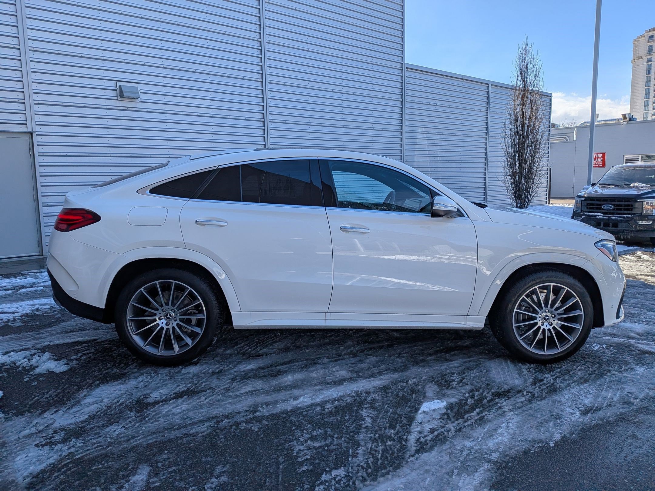 New 2026 Mercedes-Benz GLE 450 4MATIC Coupe image 2