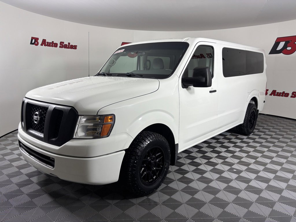 Used 2018 Nissan NV 3500 S image 2
