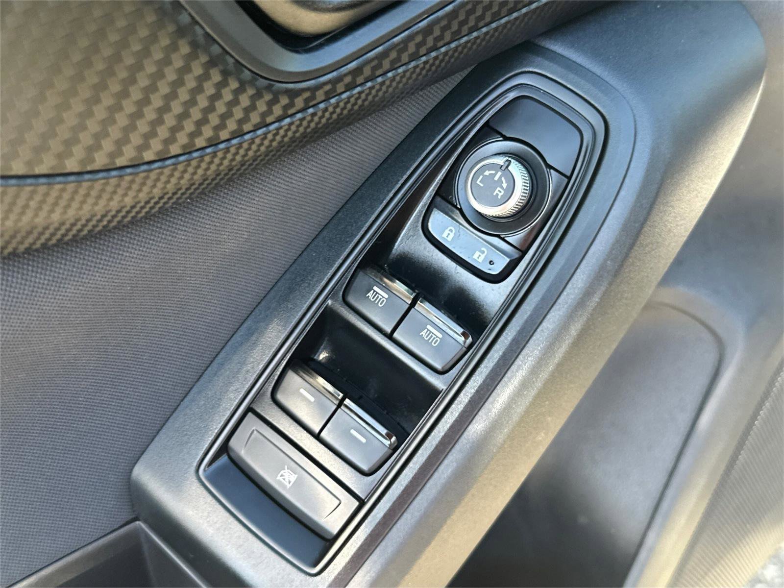 Used 2023 Subaru Crosstrek 2.0i Premium image 24