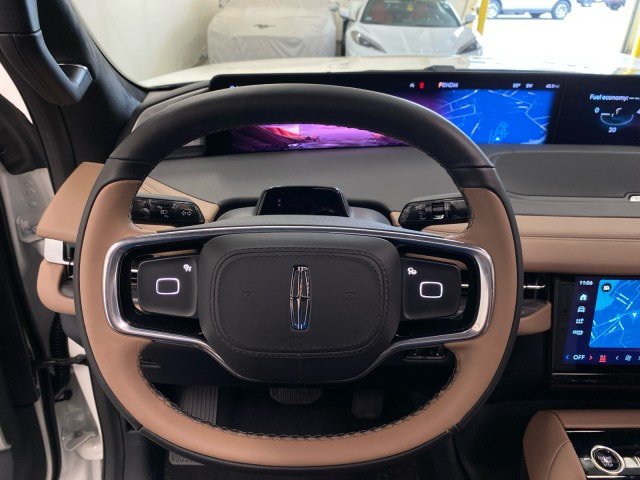 New 2026 Lincoln Navigator Black Label AWD/4WD image 22