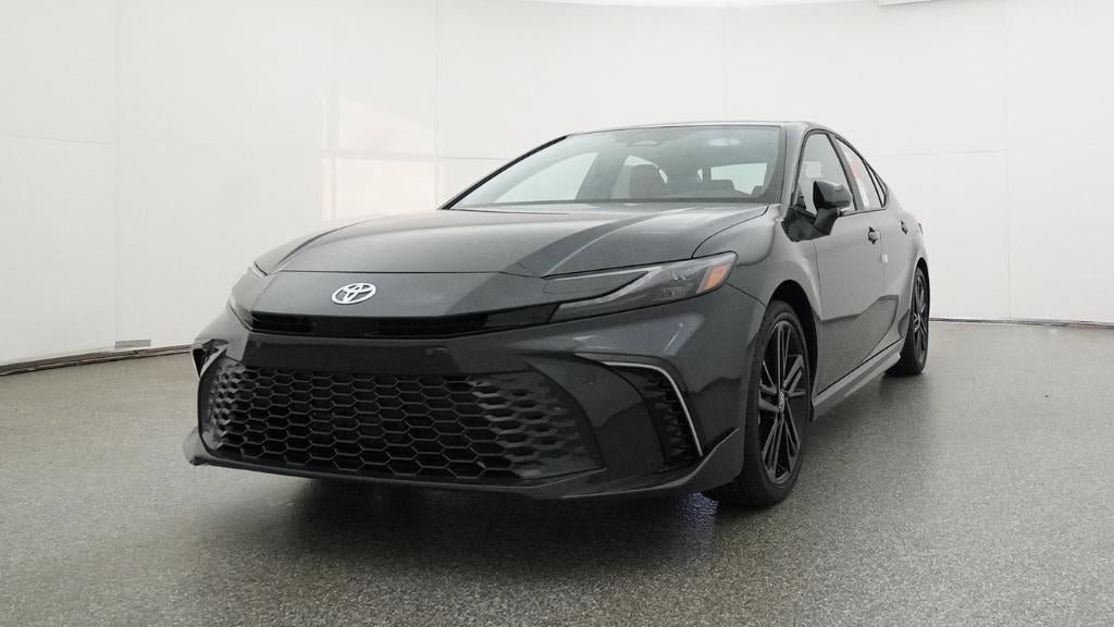 New 2026 Toyota Camry XSE FWD image 32