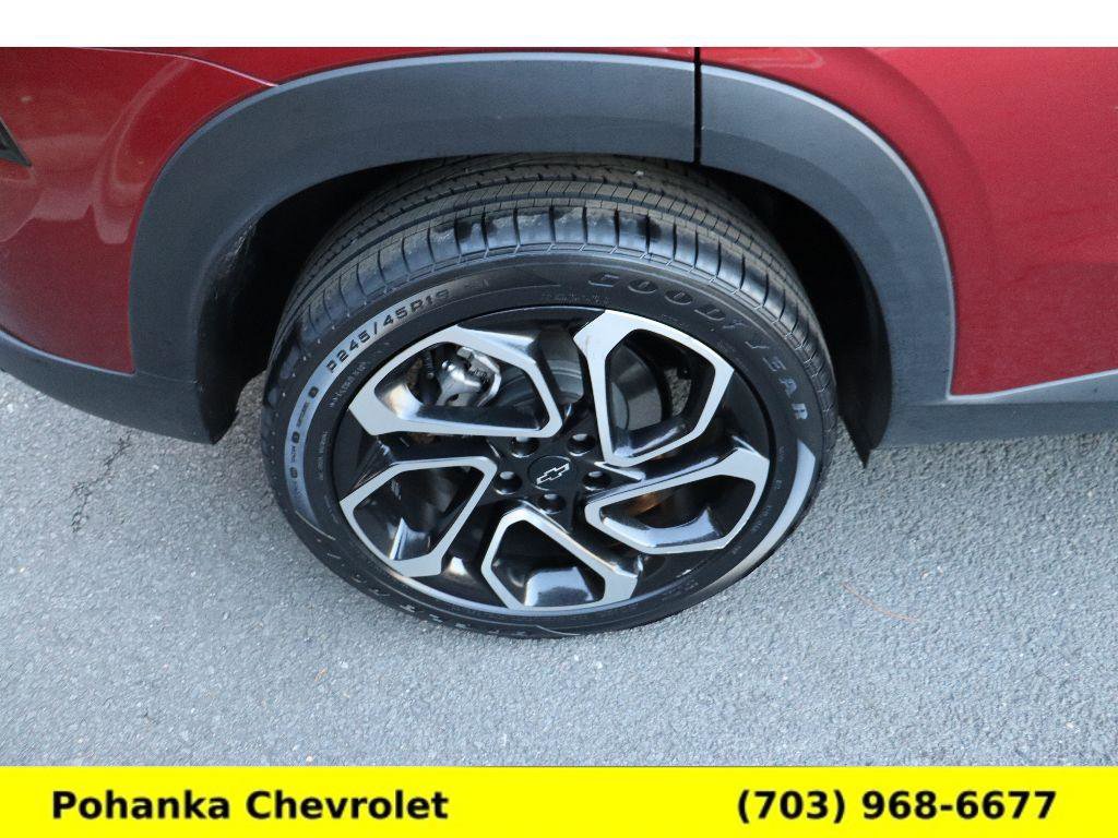 Used 2024 Chevrolet Trax RS w/ Sunroof Package image 32