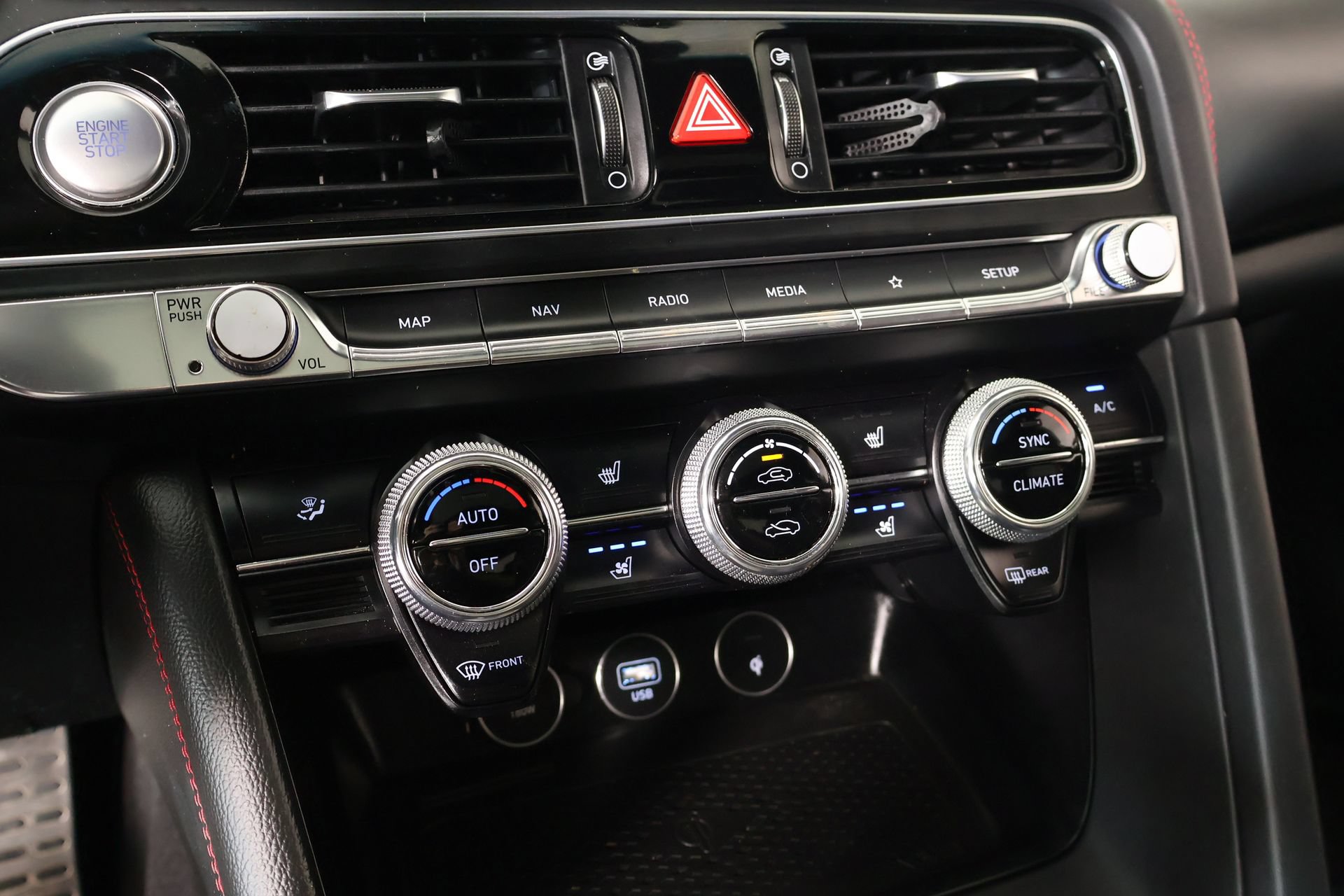 Used 2023 Genesis G70 2.0T w/ Sport Prestige Package RWD image 8