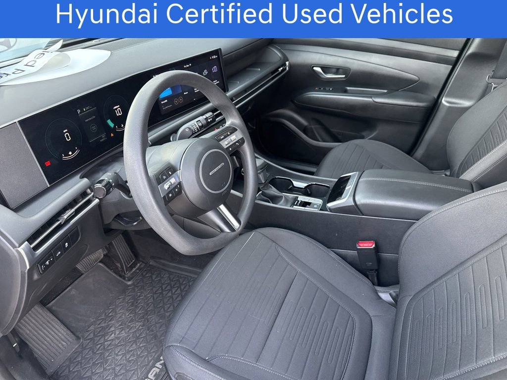 Certified 2025 Hyundai Santa Cruz SE image 12