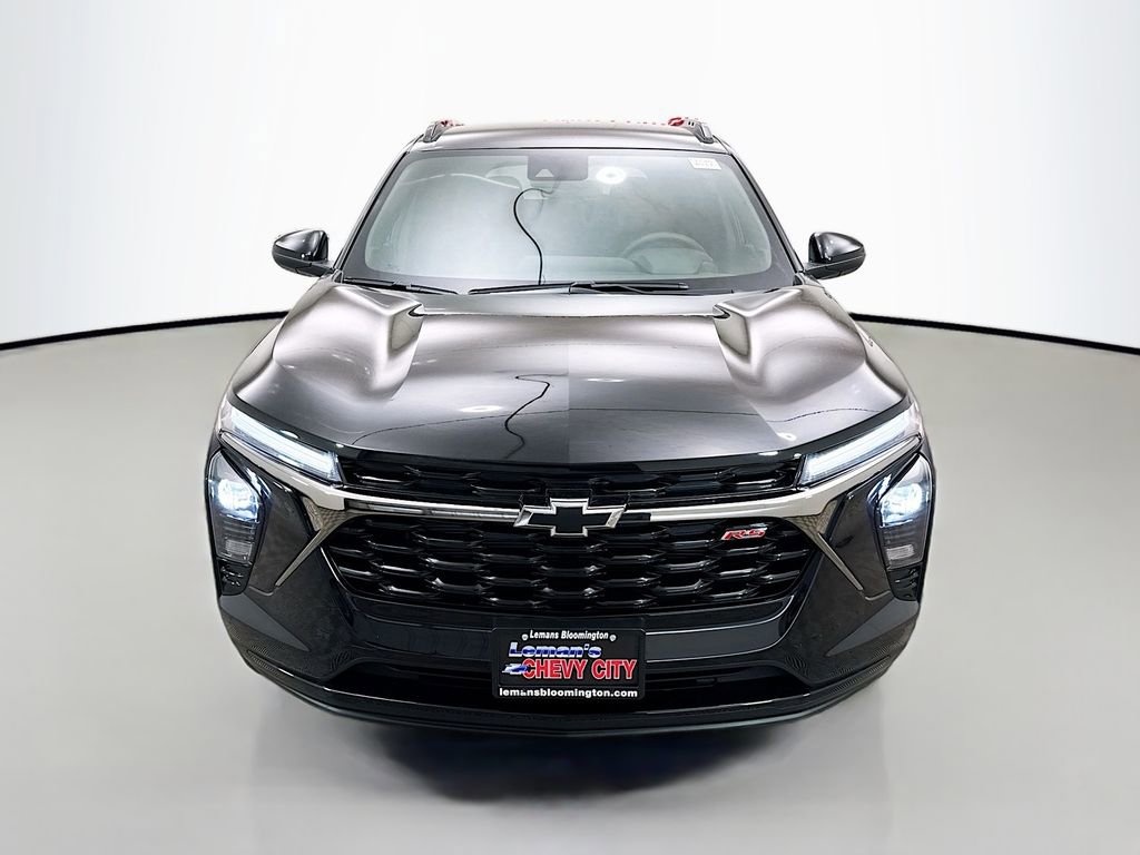 New 2026 Chevrolet Trax RS FWD image 2