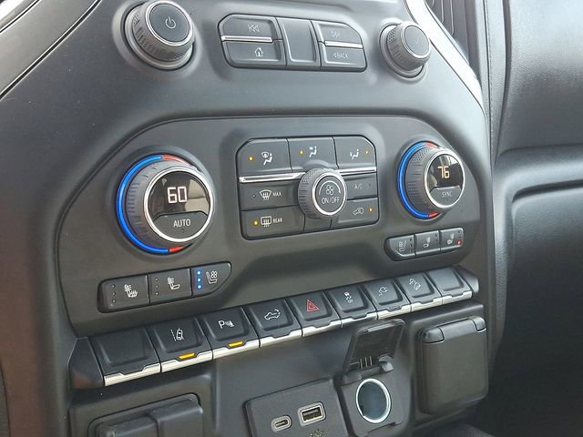 Used 2022 Chevrolet Silverado 2500 LTZ w/ LTZ Convenience Package image 15