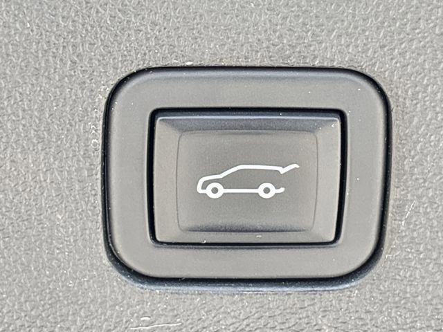 Certified 2023 GMC Yukon XL Denali Ultimate image 31