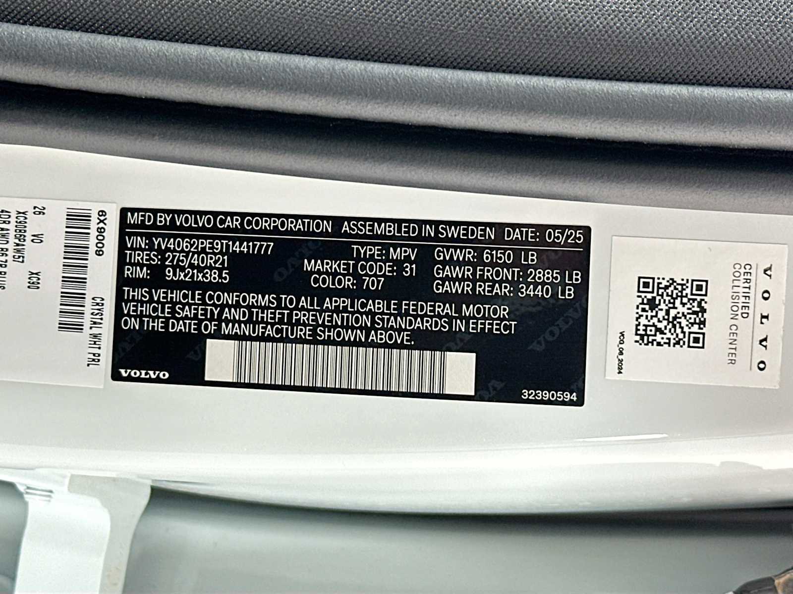 New 2026 Volvo XC90 B6 Plus w/ Protection Package Premier image 32