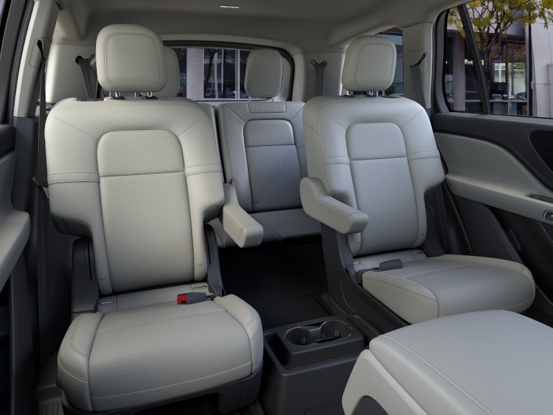New 2026 Lincoln Aviator AWD image 11