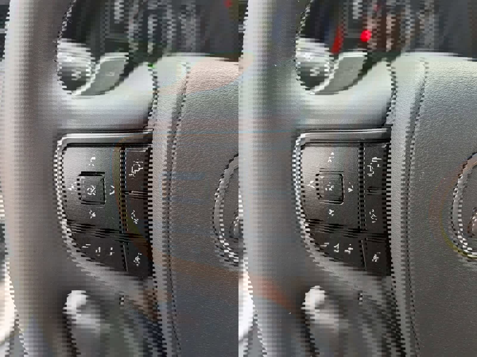 Used 2024 Lexus ES 350 w/ Premium Package image 21