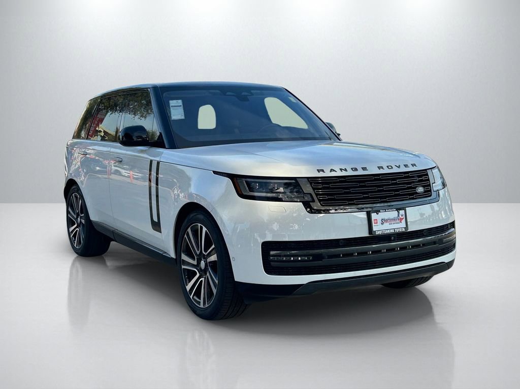 Used 2023 Land Rover Range Rover SE AWD/4WD image 3