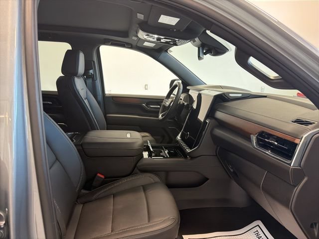 Used 2026 GMC Yukon XL Denali w/ Sun & Power Step Package AWD/4WD image 42