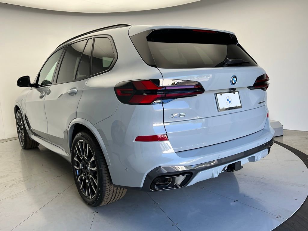 New 2026 BMW X5 xDrive50e w/ M Sport Package image 4