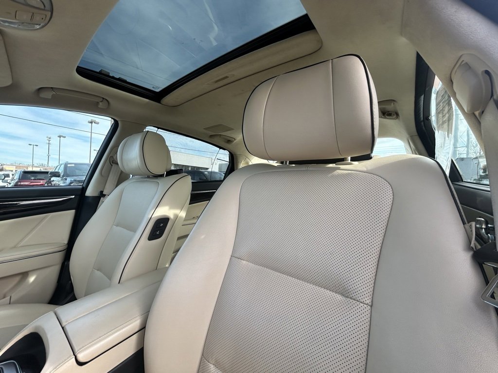 Used 2016 Hyundai Equus Ultimate image 12