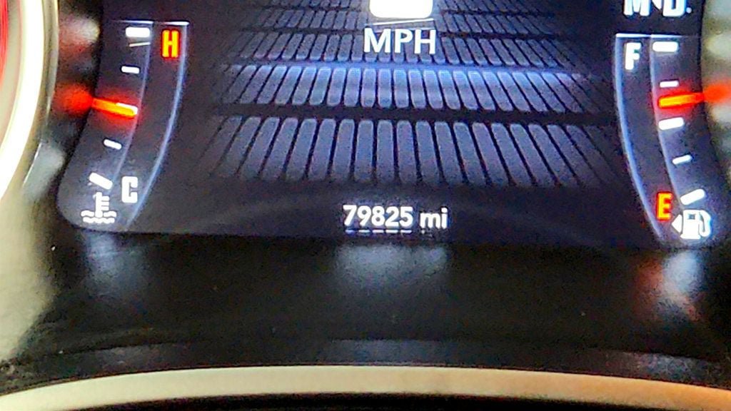 Used 2020 Dodge Challenger SXT w/ Plus Package RWD image 15