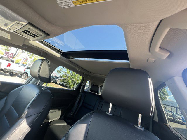 Used 2023 Nissan Rogue SV w/ SV Premium B Package image 18