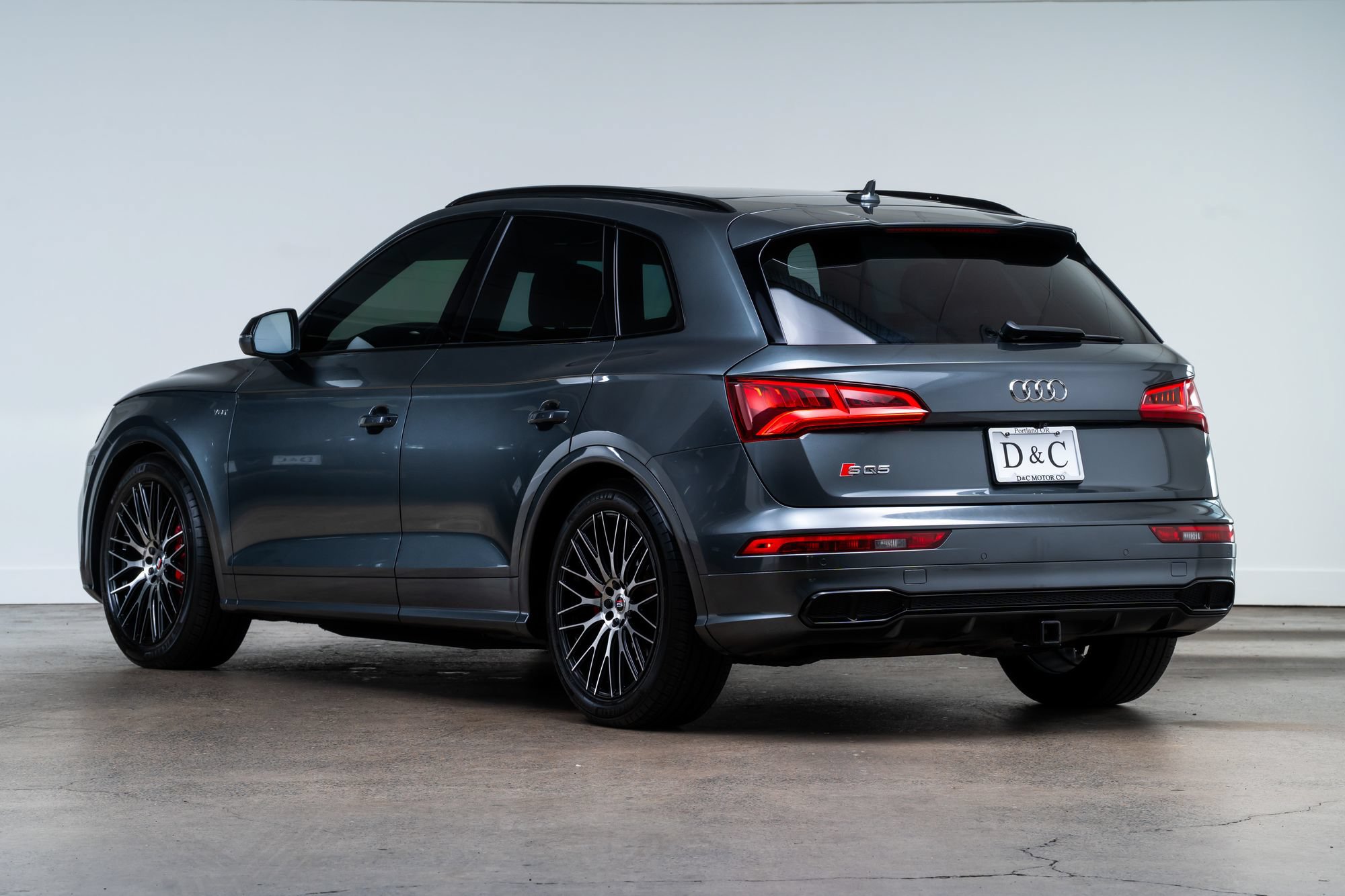 Used 2018 Audi SQ5 Prestige w/ Prestige Package AWD/4WD image 5