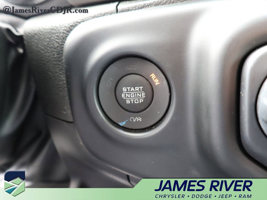 Used 2023 Jeep Wrangler Unlimited w/ Cold Weather Group AWD/4WD image 31