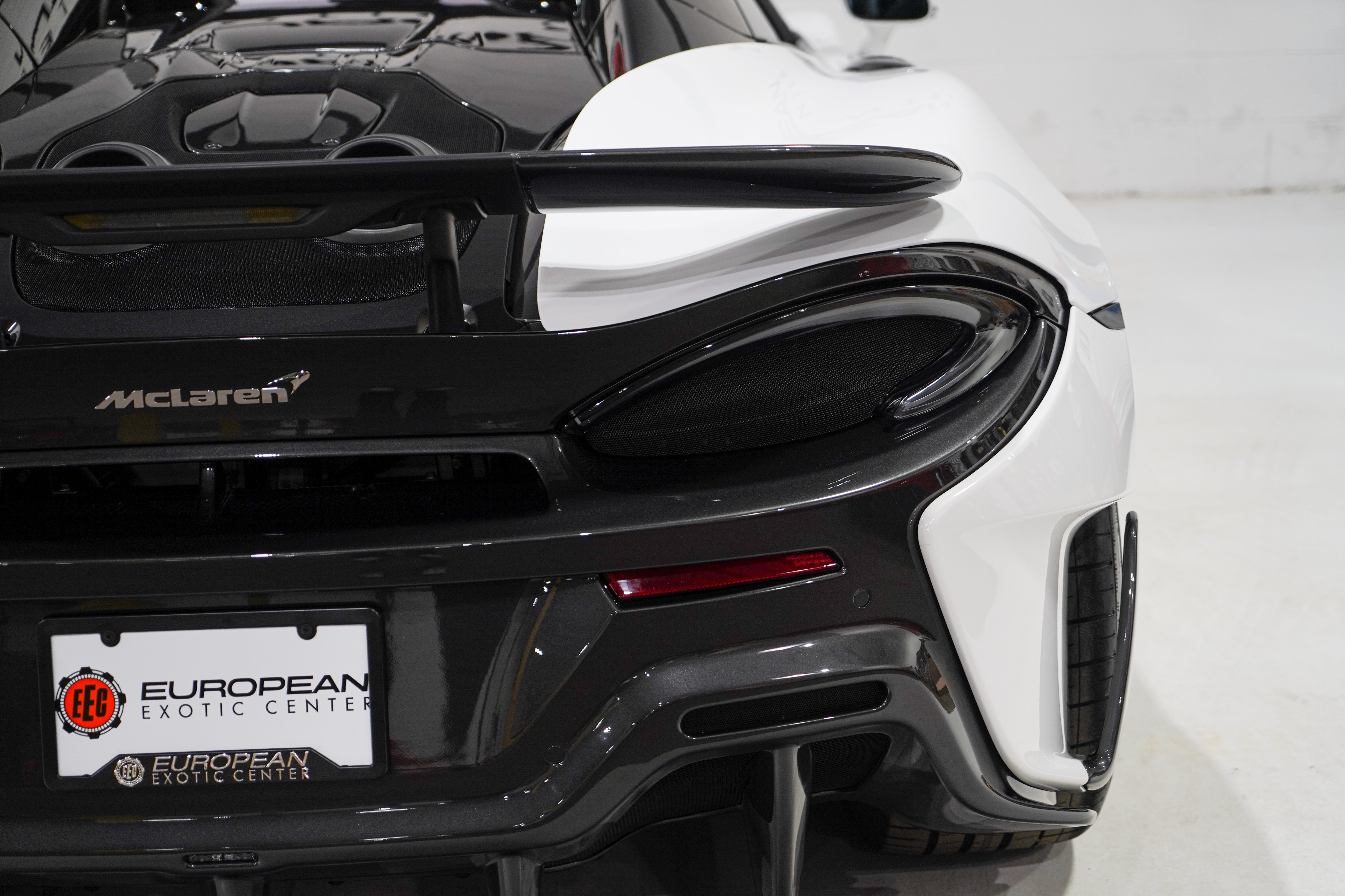 Used 2020 McLaren 600LT Spider RWD image 37