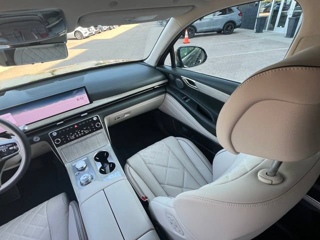 Certified 2025 Genesis GV80 3.5T Prestige AWD/4WD image 39