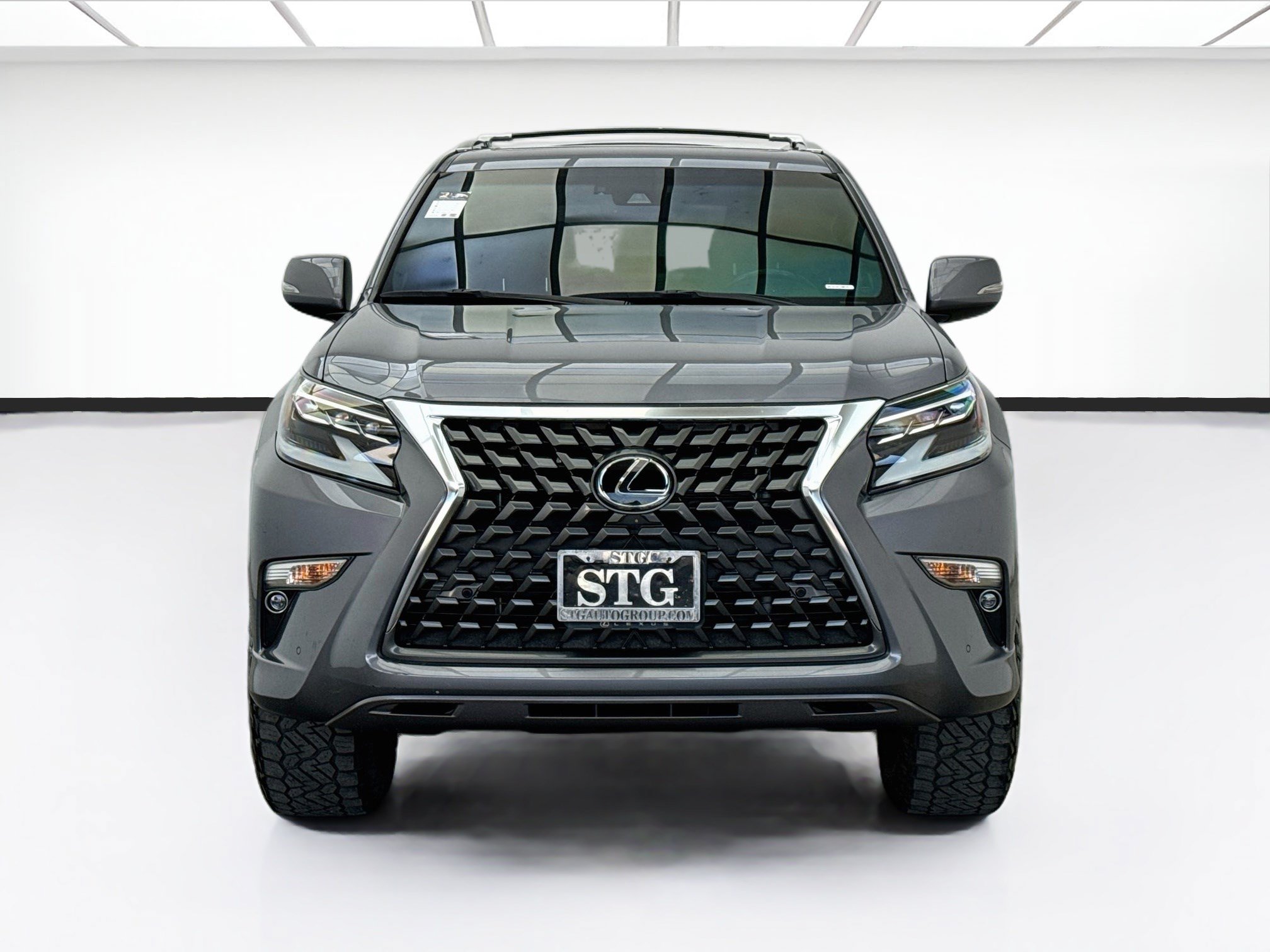 Used 2023 Lexus GX 460 Premium w/ Premium Package AWD/4WD image 2