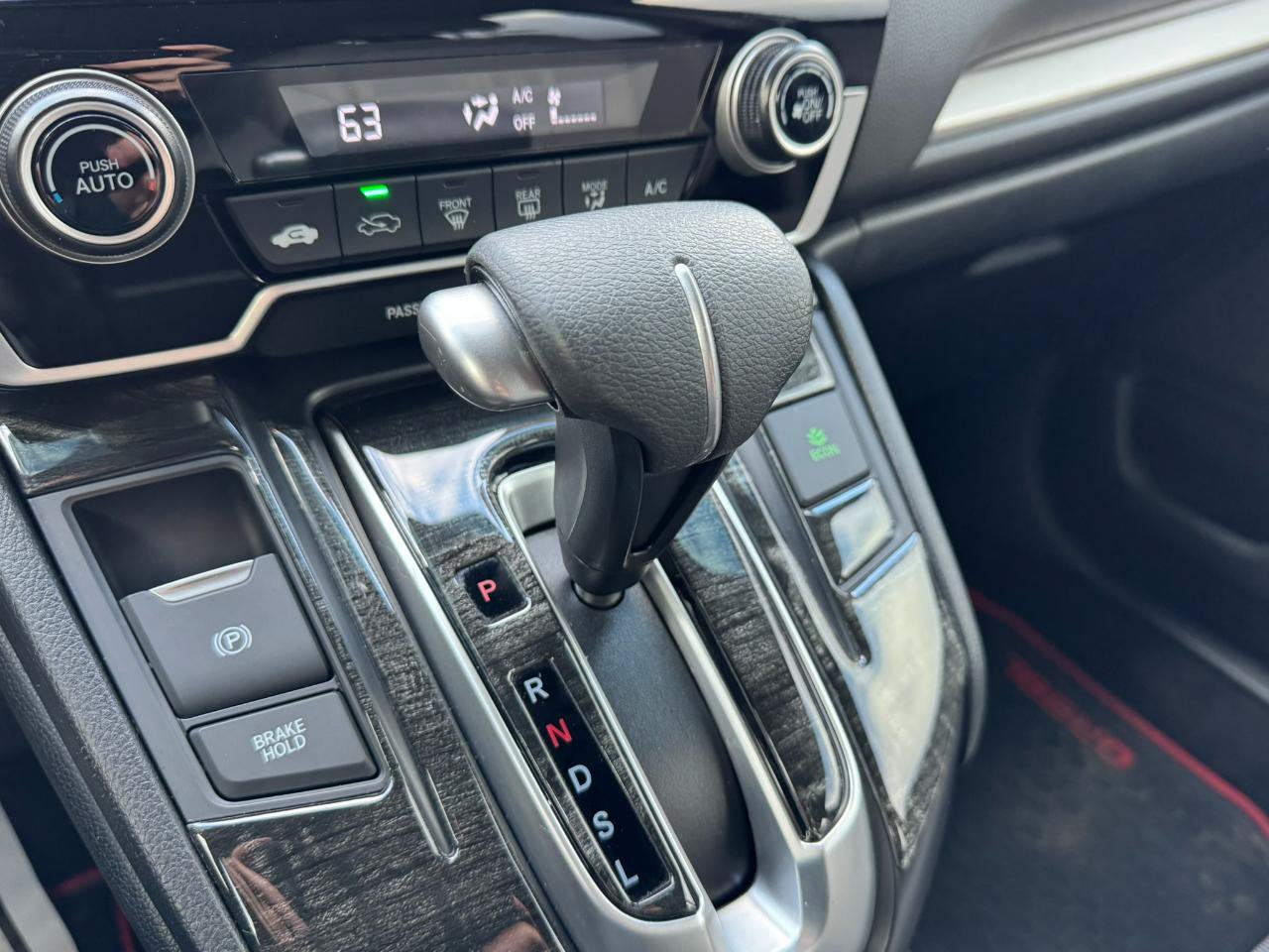 Used 2017 Honda CR-V LX image 19