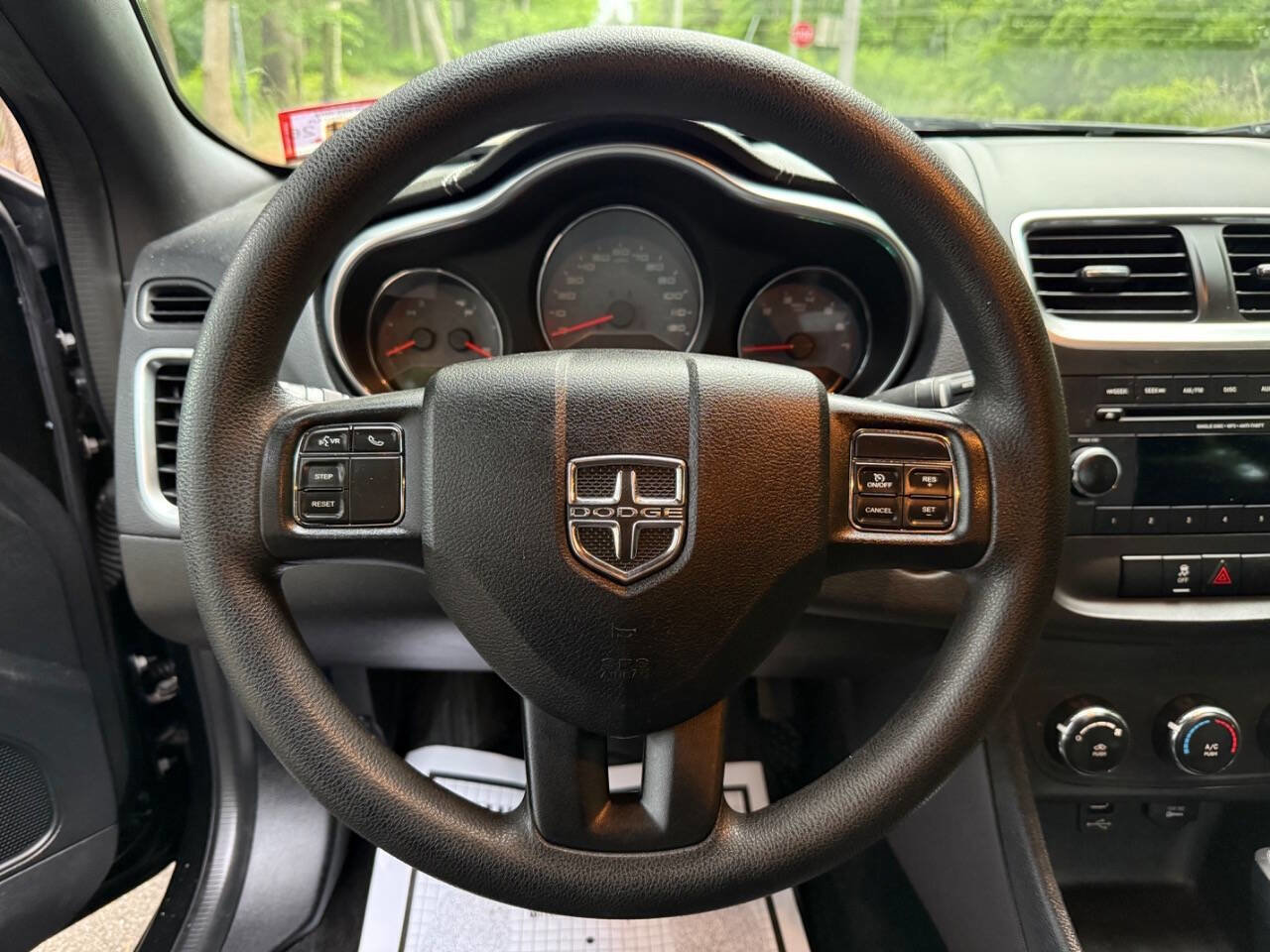 Used 2013 Dodge Avenger SE FWD image 21