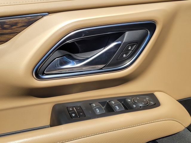 Used 2021 Chevrolet Suburban Premier w/ Premium Package image 21