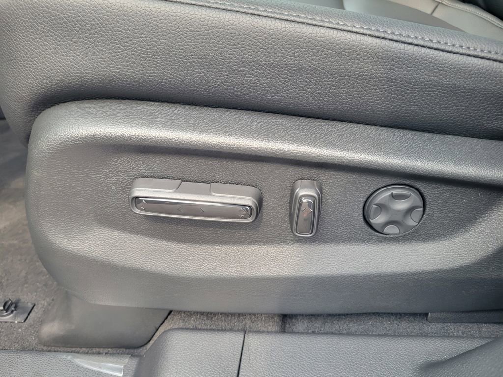 New 2026 Honda Odyssey EX-L image 13